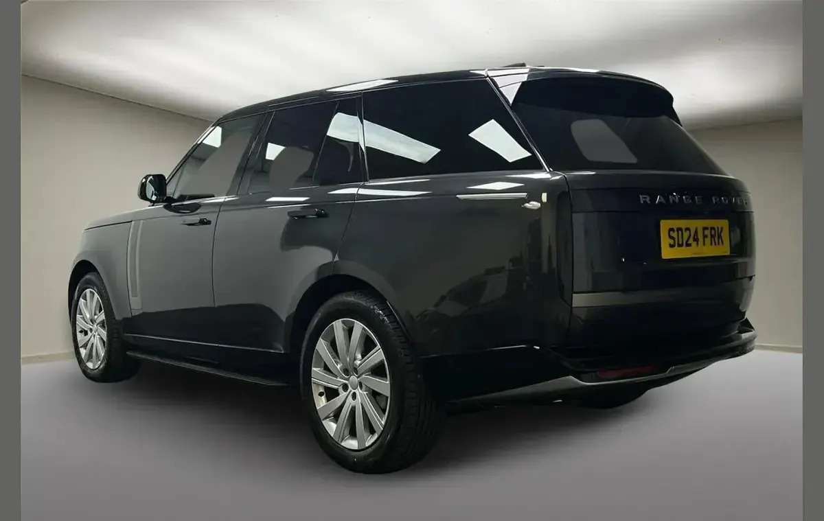 Used Land Rover Range Rover SE 296 HP (217 kW) 2024 Grey SUV