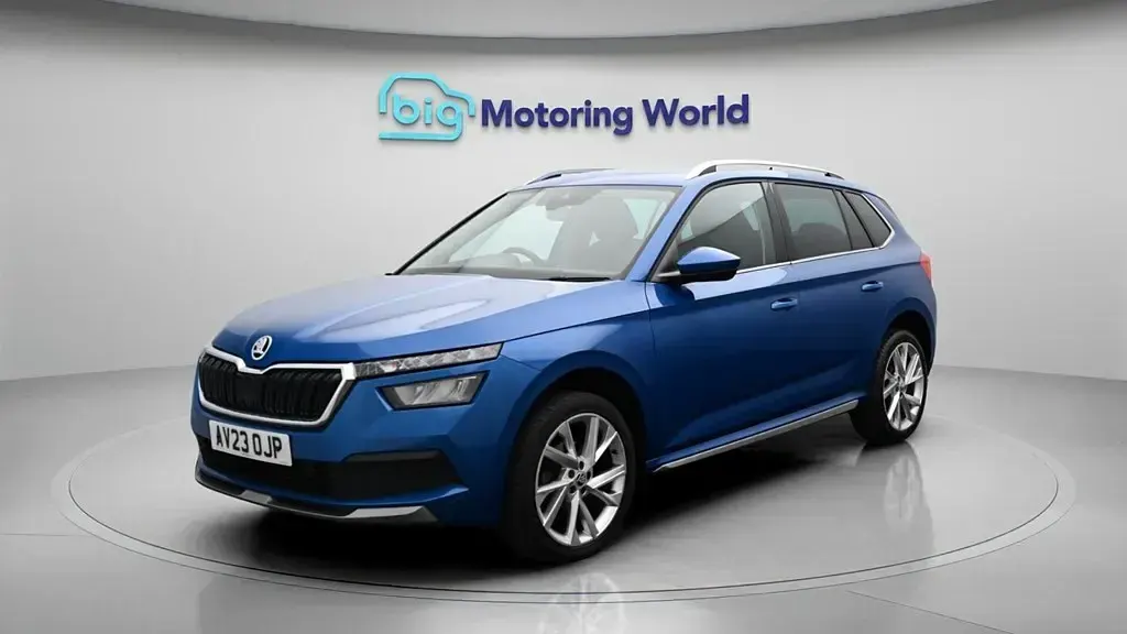 Used Skoda Kamiq SE L Executive 110 HP (80 kW) 2023 Blue SUV