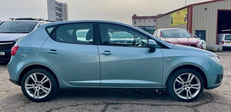 Used Seat Ibiza Sport 2010 Blue Hatchback