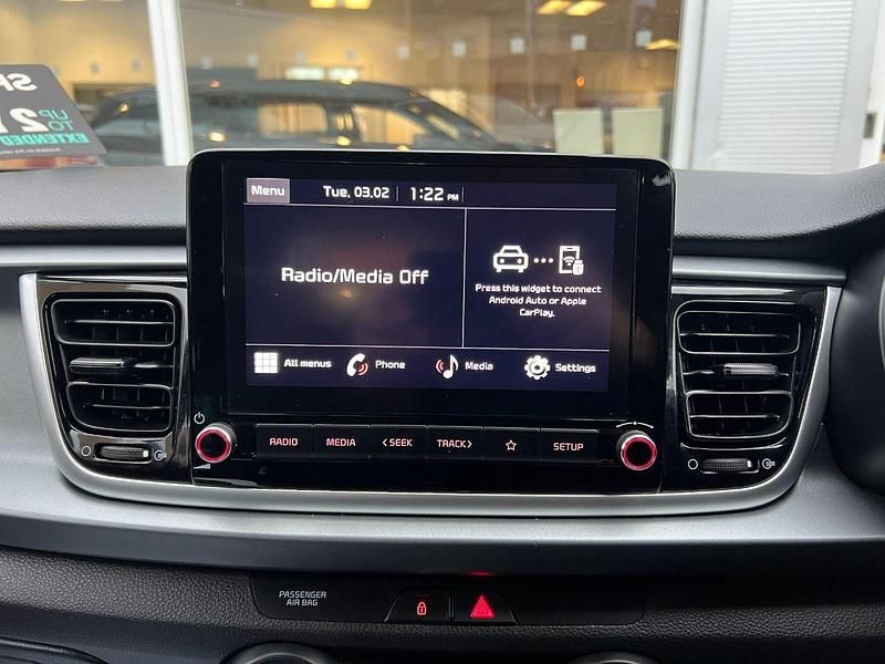 Used Kia Rio 99 HP (72 kW) 2022 Azure blue Hatchback