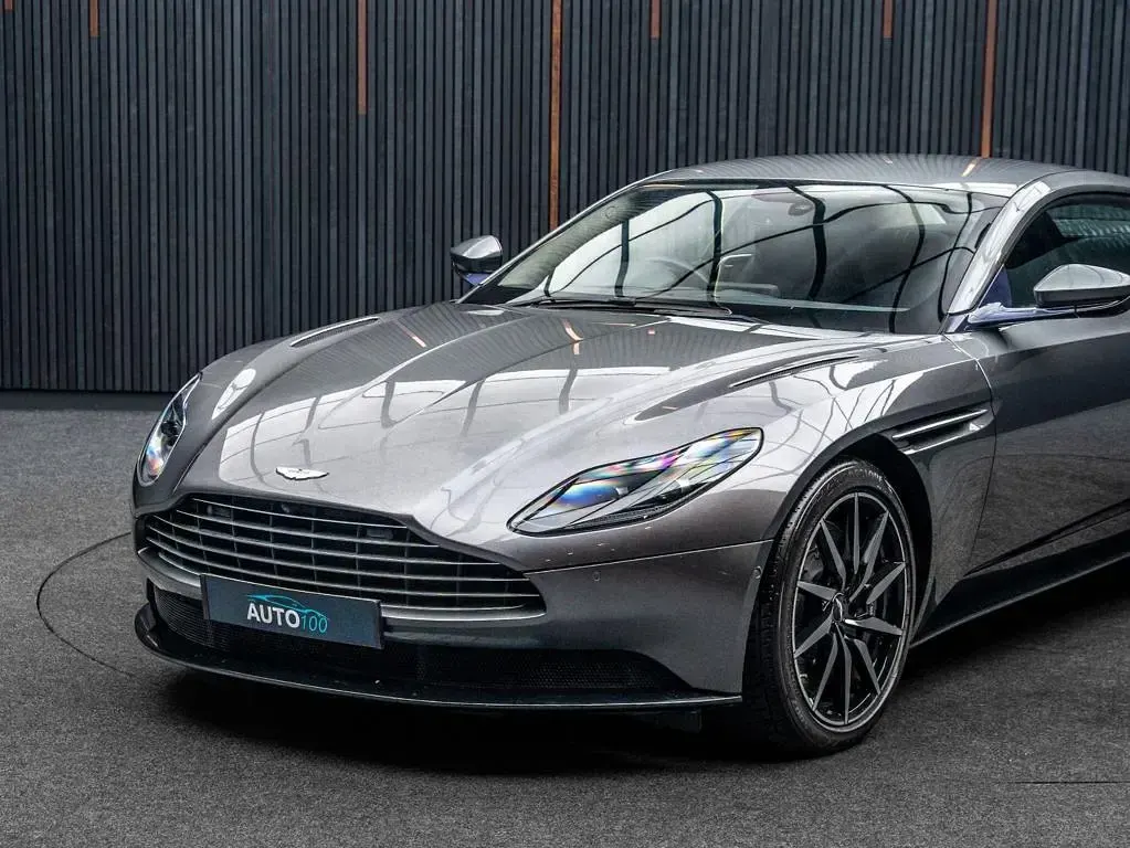 Used Aston Martin DB11 2019 Silver Coupe