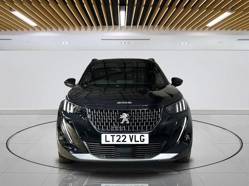 Second-hand Peugeot 2008 GT 130 CP (95 kW) 2022 Negru SUV