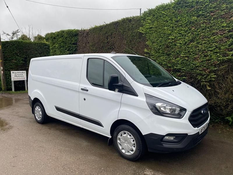 Used Ford Transit Custom 105 HP (77 kW) 2021 White Van
