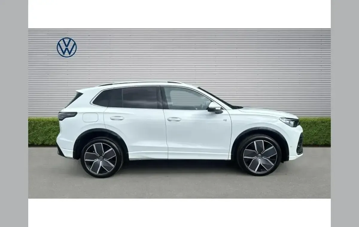 Used VW Tiguan R-line 204 HP (150 kW) 2025 Other SUV