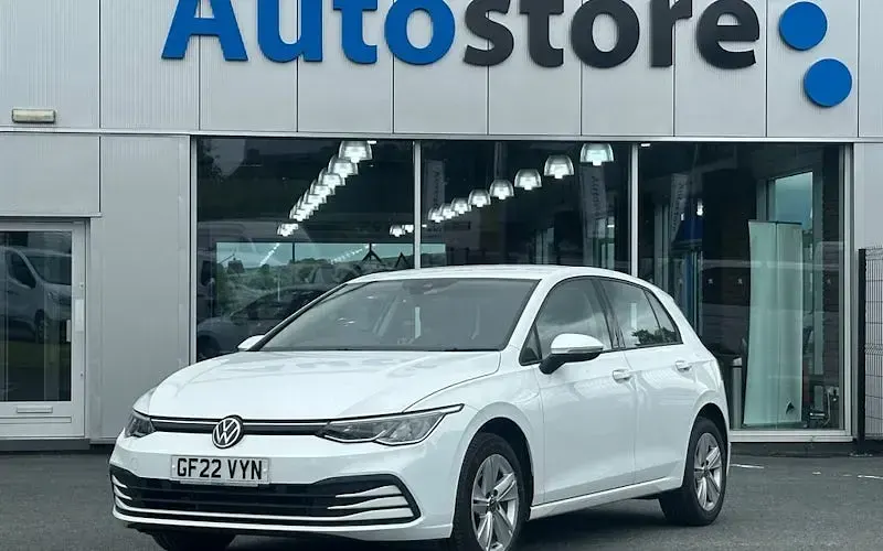 Used VW Golf VIII Life 110 HP (80 kW) 2024 Hatchback