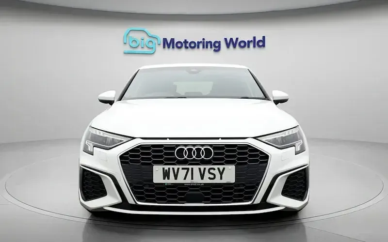 Used Audi A3 Sportback e-tron S-Line 204 HP (150 kW) 2024 Hatchback