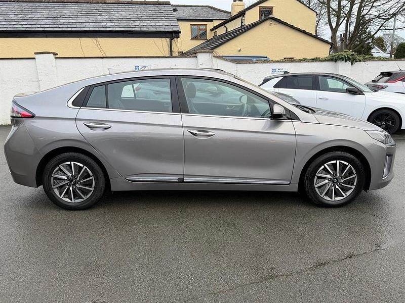 Used Hyundai Ioniq Premium 100 kW (136 HP) 2022 Grey Hatchback