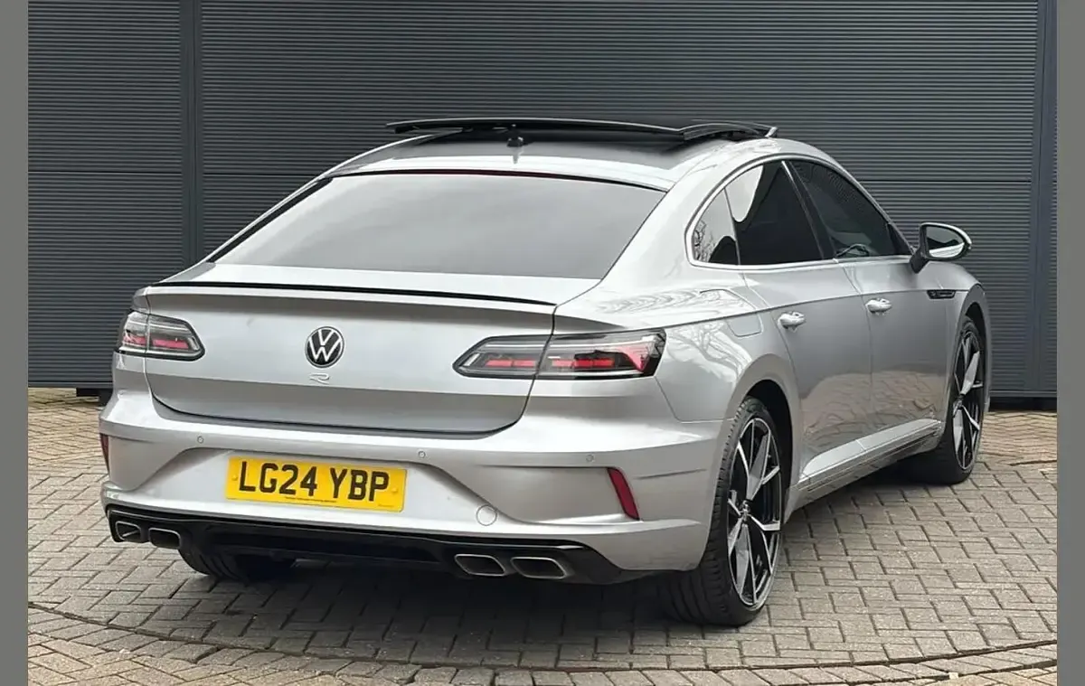 Used VW Arteon R 315 HP (231 kW) 2024 Silver Estate