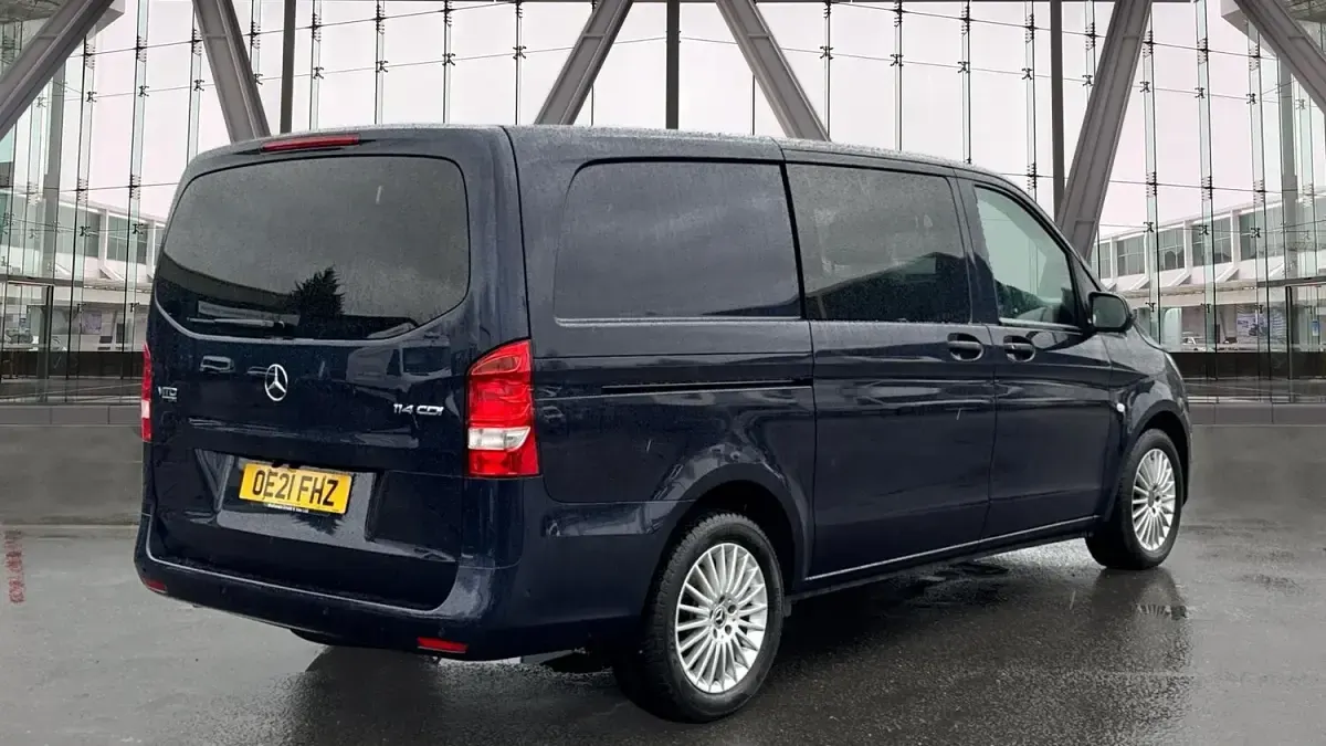 Used Mercedes Vito Premium 136 HP (100 kW) 2021 Blue Van