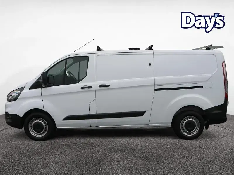 Used Ford Transit Custom S 2022 White Van