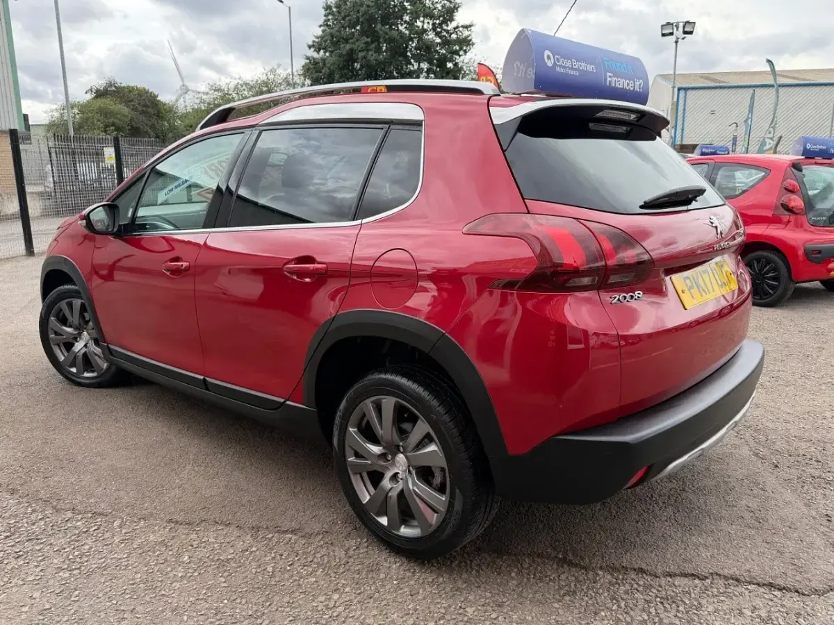 Used Peugeot 2008 Allure 129 HP (94 kW) 2017 Red SUV