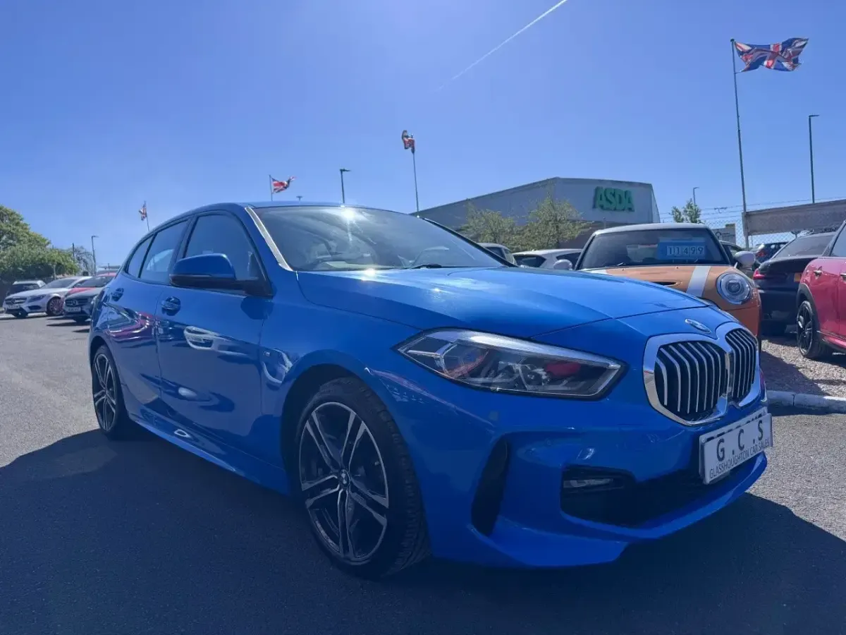Used BMW 118 M Sport 140 HP (102 kW) 2020 Blue Hatchback