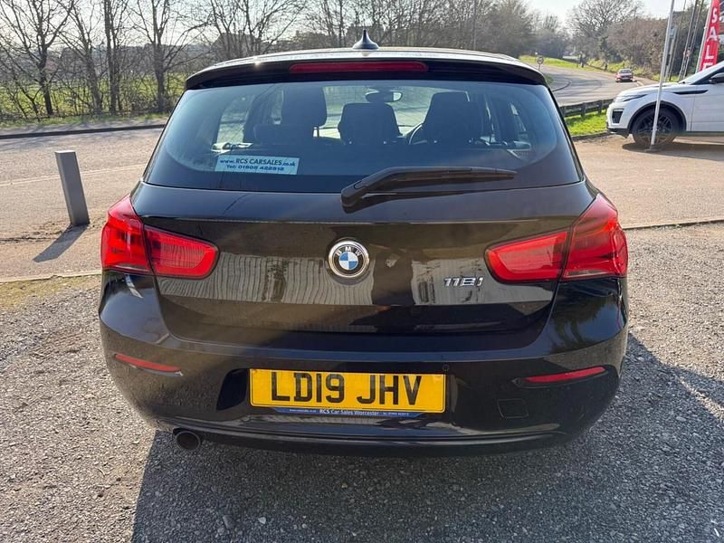 Used BMW 118 Sport Line 2019 Black Hatchback