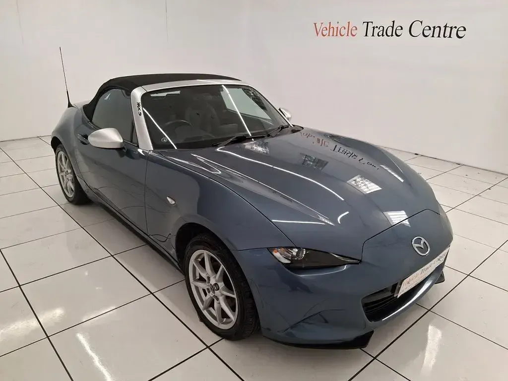 Used Mazda MX5 131 HP (96 kW) 2017 Blue Cabriolet
