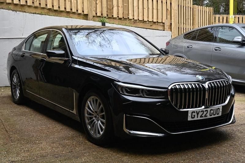 Begagnad BMW 730 2022 Svart Sedan