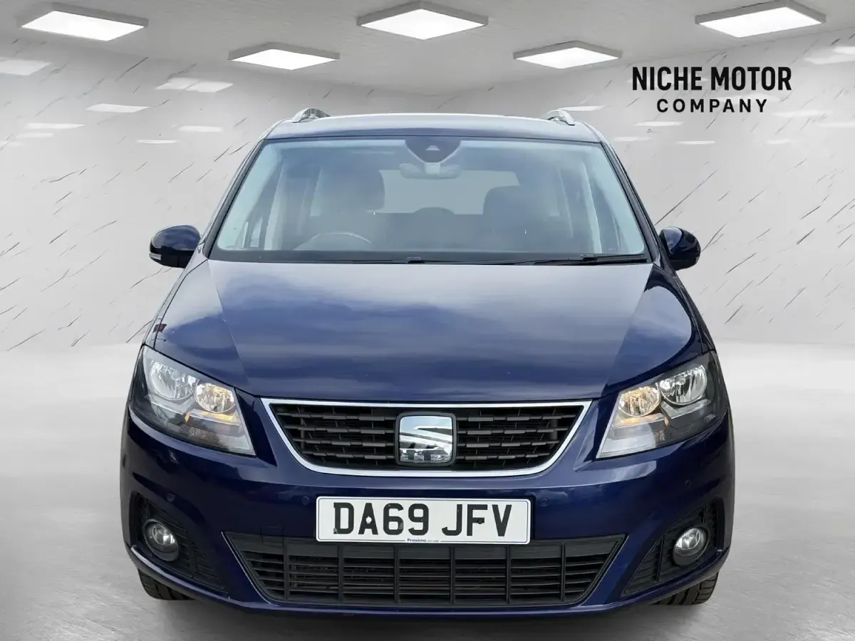 Begagnad Seat Alhambra SE 2019 Blå Minibuss