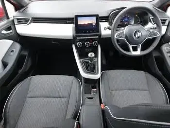 Used Renault Clio V SE 90 HP (66 kW) 2022 Red Hatchback