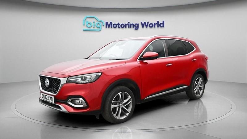 Used MG HS 2023 Red SUV