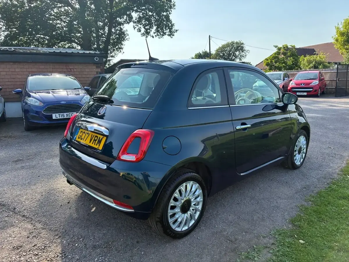 Used Fiat 500 Lounge 69 HP (50 kW) 2017 Blue Hatchback