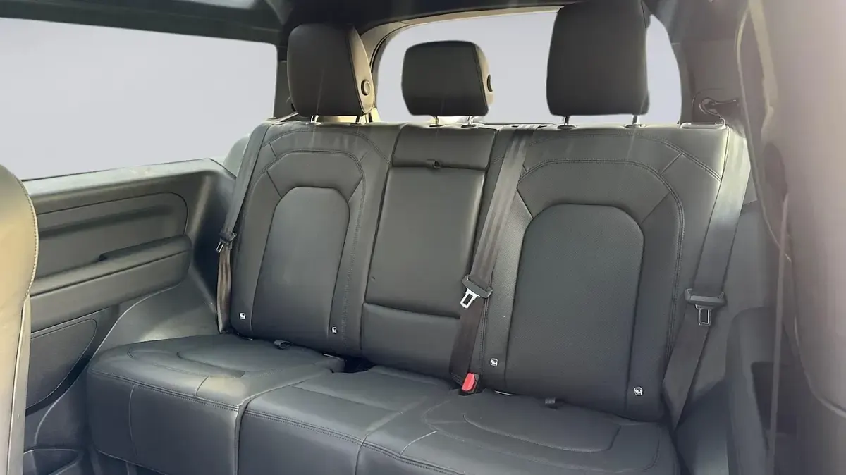 Used Land Rover Defender HSE Dynamic 2025 Grey SUV