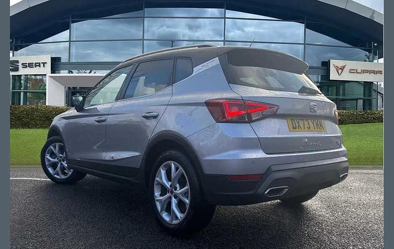 Used Seat Arona FR 108 HP (79 kW) 2023 Silver SUV