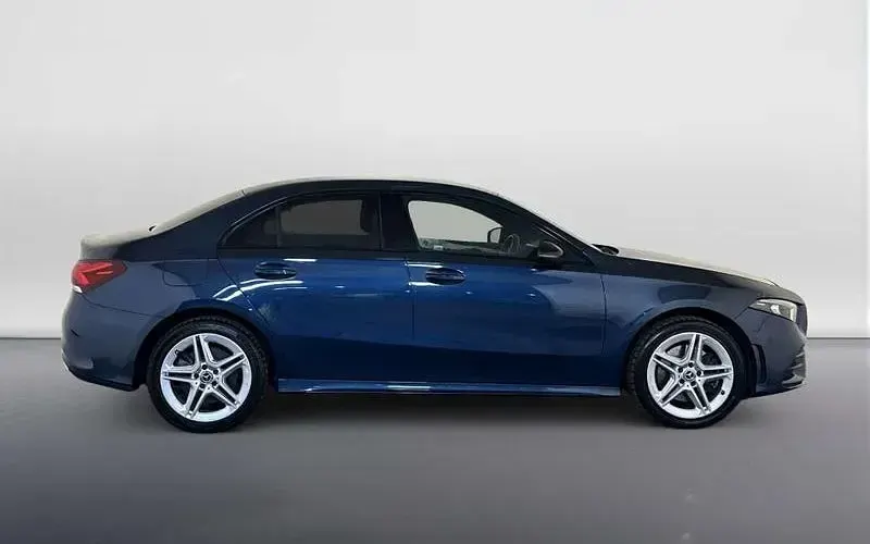 Used Mercedes A250 Executive 218 HP (160 kW) 2022 Blue Sedan