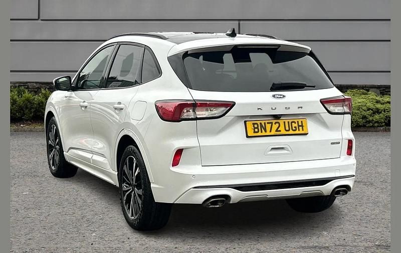 Used Ford Kuga ST-Line X 187 HP (137 kW) 2022 White SUV