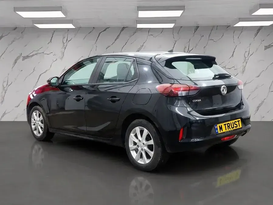 Used Vauxhall Corsa Design Edition 75 HP (55 kW) 2023 Black Hatchback