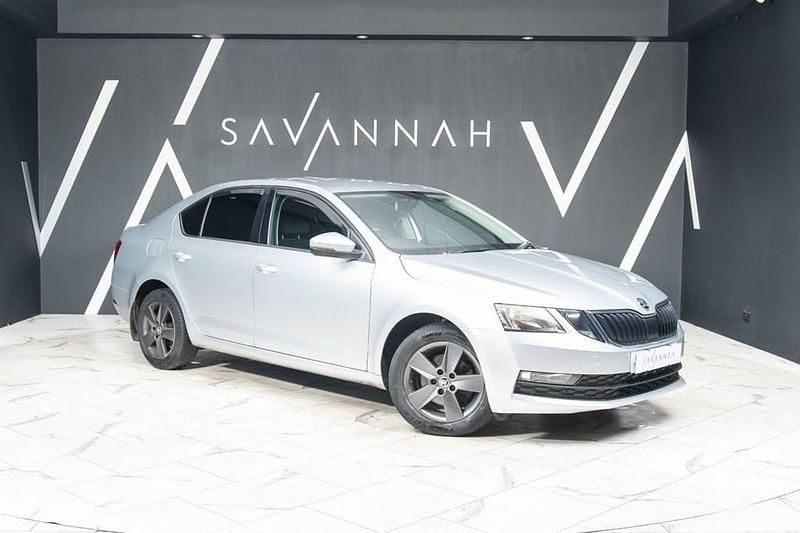 Used Skoda Octavia SE 115 HP (84 kW) 2018 Silver Hatchback