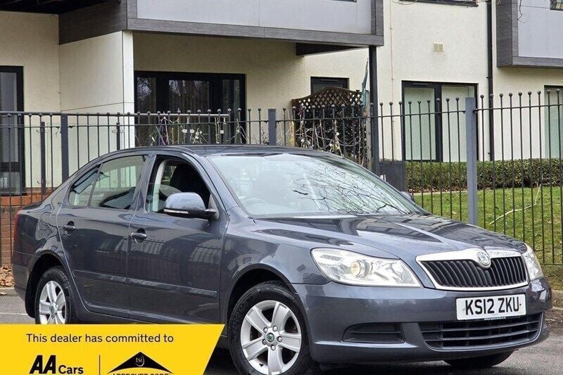 Grey Used 2012 Skoda Octavia SE Hatchback | £3,795 (Good price) - Image 1/1