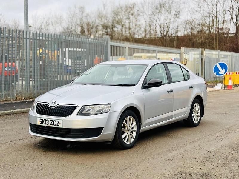 Silver Used 2013 Skoda Octavia SE Hatchback | £2,495 (Super price) - Image 1/4