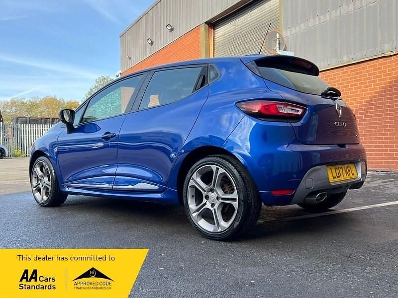 Used Renault Clio IV Dynamique 90 HP (66 kW) 2017 Blue Hatchback