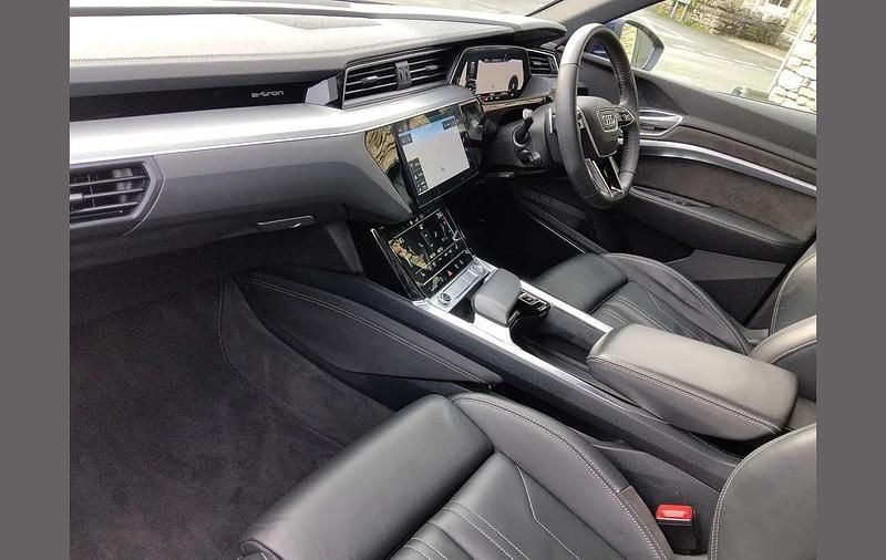 Used Audi e-tron S-Line 230 kW (313 HP) 2020 Blue SUV