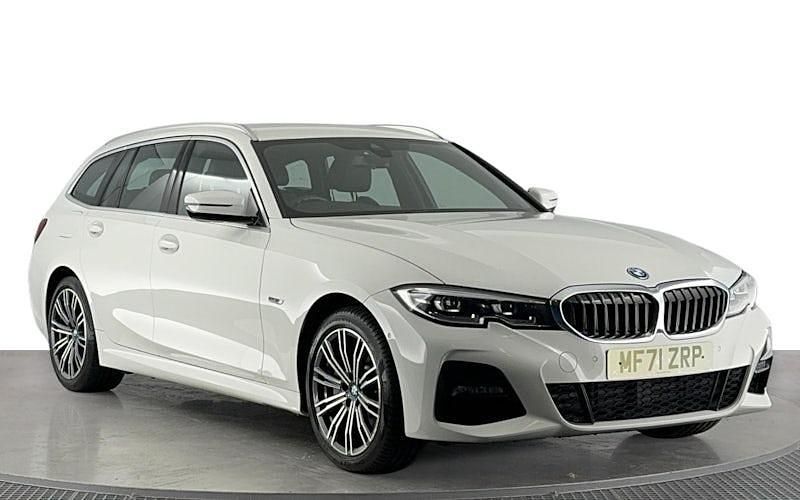 Used BMW 330e M Sport 292 HP (214 kW) 2021 White Estate