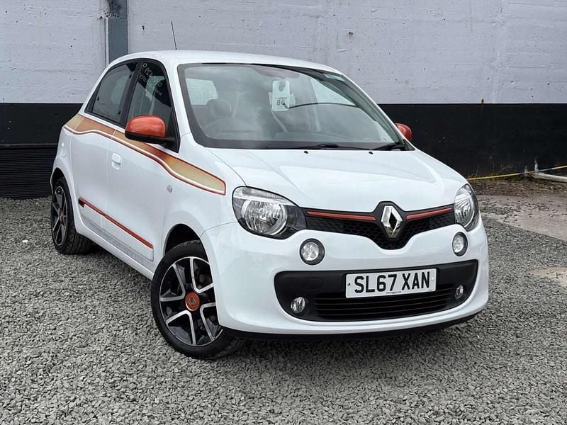 White Used 2017 Renault Twingo Dynamique Hatchback | £6,495 (A bit pricey) - Image 1/4