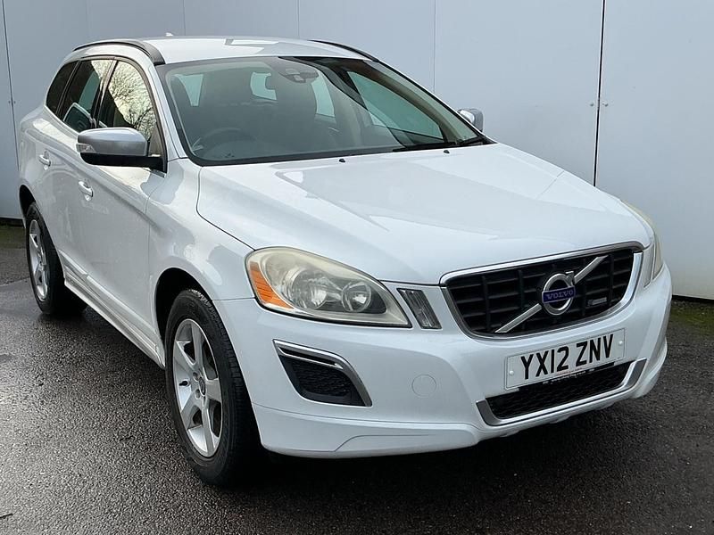Used Volvo XC60 R-Design 163 HP (119 kW) 2012 White SUV
