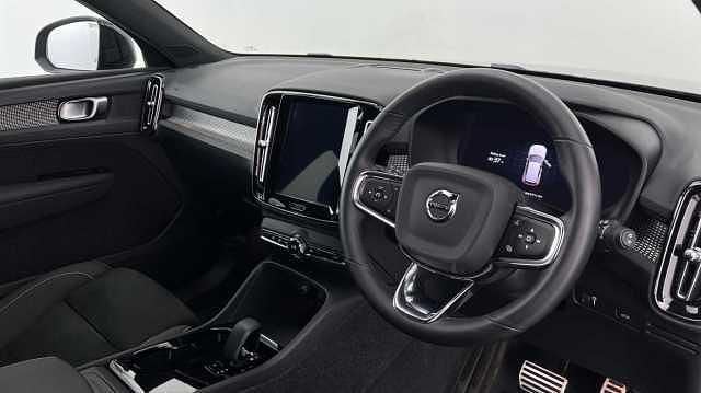 Used Volvo XC40 Plus 300 kW (408 HP) 2022 Black SUV