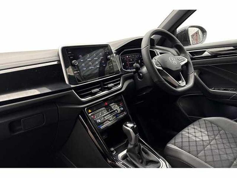 Used VW T-Roc R-line 150 HP (110 kW) 2025 Black SUV