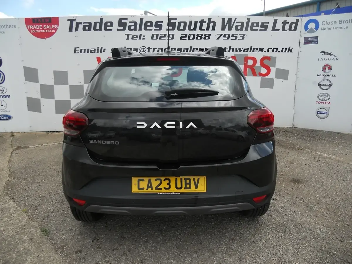 Used Dacia Sandero Expression 91 HP (66 kW) 2023 Black Hatchback