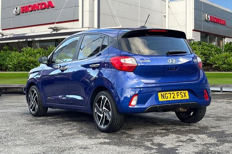 Used Hyundai i10 Premium 2023 Blue Hatchback
