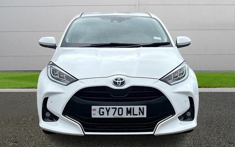 Used Toyota Yaris Hybrid 116 HP (85 kW) 2024 Hatchback