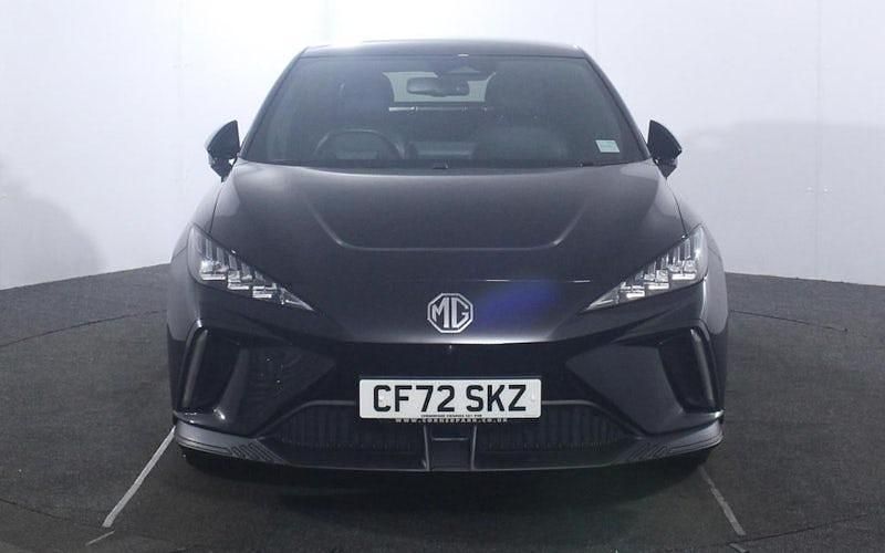 Used MG MG4 EV Trophy 150 kW (204 HP) 2025 Hatchback