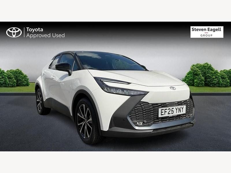 White/black New 2025 Toyota C-HR Design SUV | £29,999 (Fair price) - Image 1/3