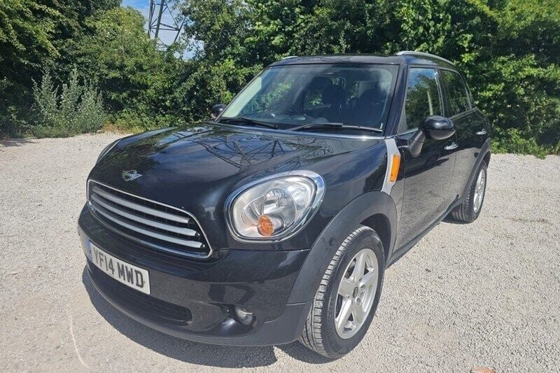 Black Used 2014 Mini Cooper Countryman SUV | £3,750 (Good price) - Image 1/1