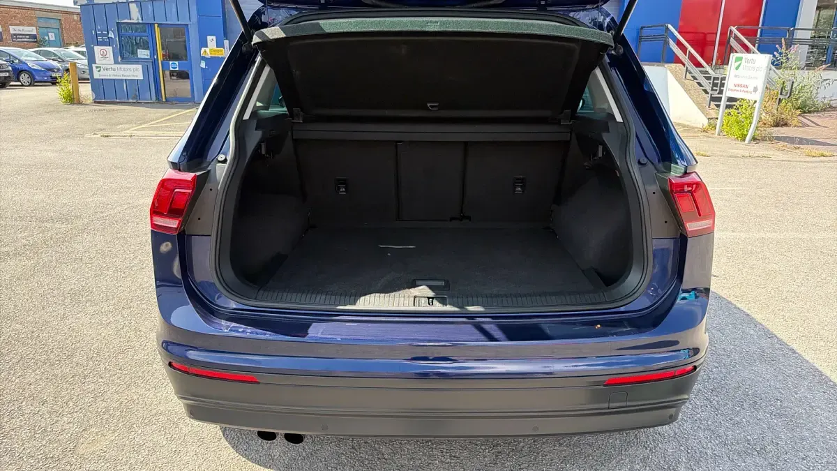 Used VW Tiguan SE 125 HP (91 kW) 2018 Blue SUV