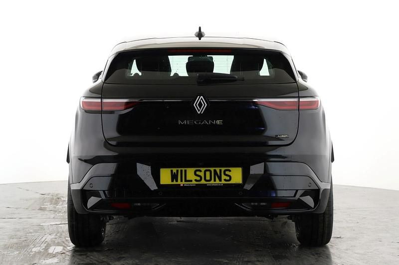 Used Renault Megane E-Tech Equilibre 160 kW (218 HP) 2024 Metallic  diamond black  Hatchback