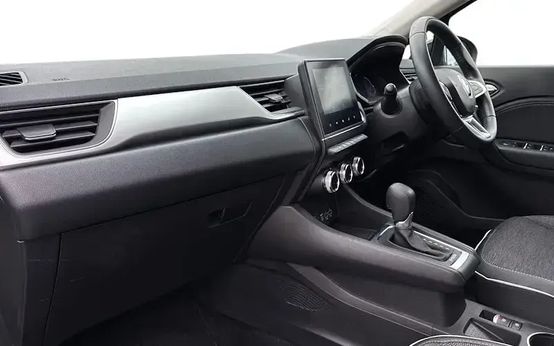 Used Renault Captur Techno 143 HP (105 kW) 2024 SUV