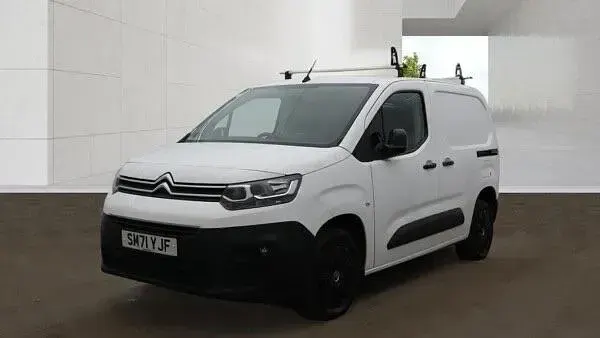 Used Citroën e-Berlingo 100 HP (73 kW) 2022 White