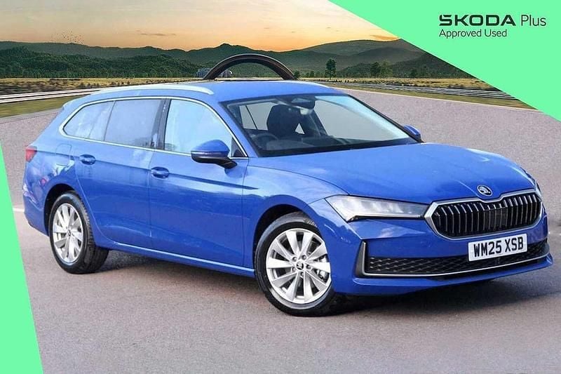 Energy blue New 2025 Skoda Superb SE Technology Estate | £30,000 (Fair price) - Image 1/4