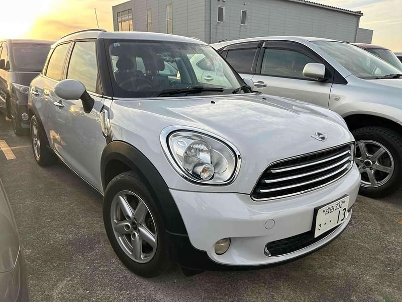 Used Mini One Countryman 98 HP (72 kW) 2013 White SUV